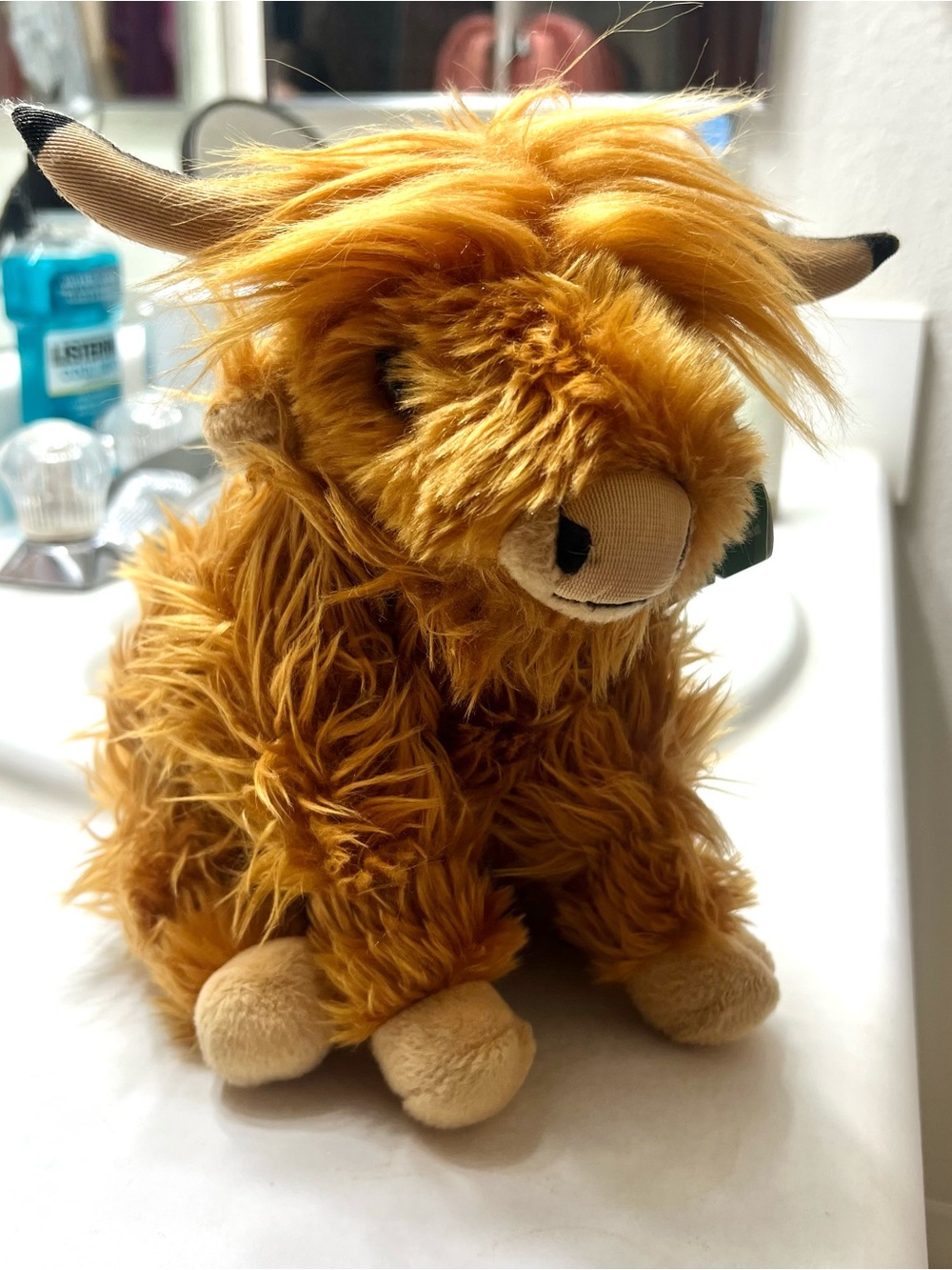 NWT Living Nature highland cow plush toy stuffed animal Scotland farm sound